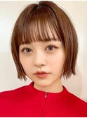 斜めバング/シルキーベージュ/ブラントカット[渋谷駅]