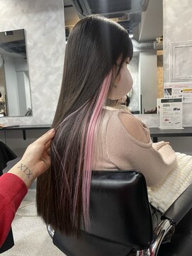 キリカ 新宿東口(KIRIKA) ピンクインナーカラー