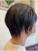 ショートボブ