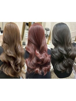 ハイトーンカラーにも艶と潤いを。髪の芯から染め上げると同時に’修復’できる髪質改善カラー[博多]