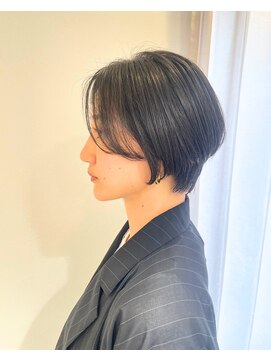 カウチ ヘアー ドレッシング(COUCH Hair Ｄressing) 前下がりショートボブスタイル