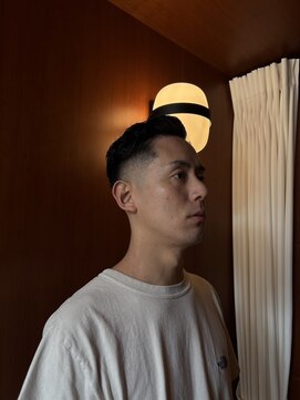 ハブ セミベースメント(Hub semi basement) サイドパートパーマ