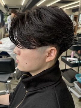 ウェイビーエフティフィフス 横浜西口(WAVEY ft.fifth) 横浜センターパートニュアンスパーマフェザーパーマコンマヘア◆