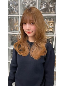 サンク 原宿 表参道(cinq) ヘーゼルグレージュミディアムレイヤーボブワイドバング