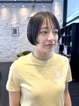 エン(YENN)&nbsp;コンパクトなショートボブ × シースルーバング