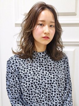 シェア 梅田 バイ ケーツー(SHARE 梅田 by k-two) コンサバリラックスウェーブ/30代/40代/50代/60代/グレイヘア