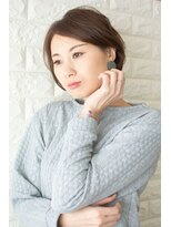 ノイン(noine)&nbsp;可愛らしいボブより、大人っぽいボブ。