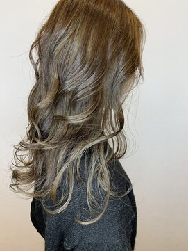 アンソメット 上津店(UN SOMMET) ハイライトカラー×アッシュベージュ