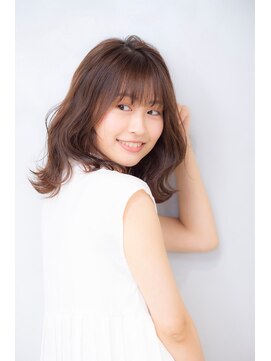 ジャン クロード ビギン 表参道店(JEAN CLAUDE BIGUINE) ナチュラルAラインボブ　ミディアムレングス　20代 30代 40代