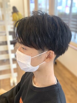 ロルド シェリ(Rold Cheri) センターパートナチュラルマッシュ【Rold cheri 金森】