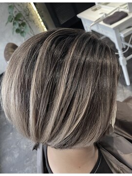 ナイン(N INE.) ホワイトベージュ×ハイライト