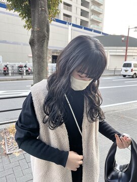 アイナ(AINA) 透明感たっぷりグレージュ