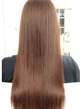 カリーナコークス 原宿 渋谷(Carina COKETH) 髪質改善カラー/インナーカラー/ダブルカラー/レイヤーカット