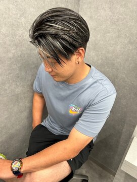 メンズサロン キング 梅田店(Men’s salon K!ng) 波巻きツイストスパイラルパーマ/フェザーパーマ/眉毛/メンズ