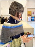 デザインカラーコントラストハイライト切りっぱなしボブ