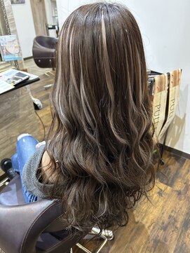 ヘアーサロン アモル(HAIR SALON Amor) ハイライトレイヤーカットエクステイルミナカラー縮毛矯正