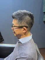 ビーダンディー(Bee dandy) イケオジショート 白髪インテリジェンスグレイヘア オールバック