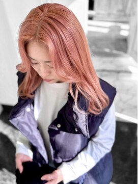 リープス(LEAPS) ミディアムストレートピンクカラー