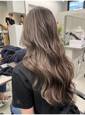 くすみベージュマロンベージュホワイトブロンド細めハイライト