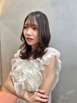 ロンドアベニール 北千住(Lond avenir) くびれヘア/顔周り/韓国/レイヤーカット/黒髪/ミディアム北千住