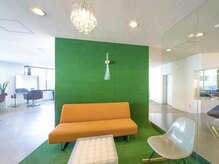 自然光溢れる開放的な店内でリラックス＆リフレッシュ♪