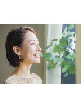 頭皮と髪に優しいオーガニック100％のヘナを使用◎ダメージレスに理想の髪色を♪一度ご相談ください♪