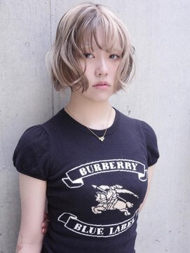 キャロルガーデンズ ボコカ 表参道(Carroll Gardens bococa) 【表参道】ブリーチ、ハイトーン、デザインカラー