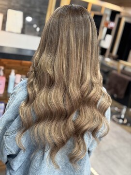 ラピス 横浜(Lapis) ブラウンベージュグラデーションブリーチカラーシールエクステ