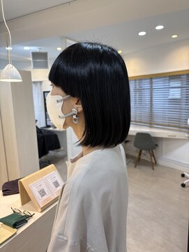 リブレ(LIBRE+hp) ワイドバング×肩上ボブ