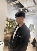 センターパートシースルー刈り上げ