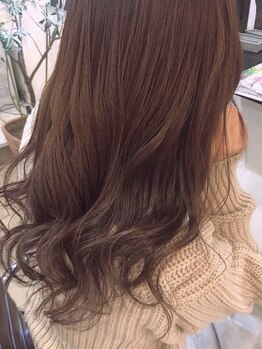 【Total Beauty Salon】毎朝のスタイリングが驚くほどラク♪再現性ともちの良さで毎日がもっと快適に。