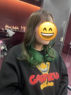 エッジプラス(EDGE PLUS) 派手髪インナーカラー