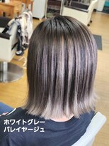 シャルシェ(Chercher) エアタッチホワイトグレーバレイヤージュ