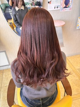 リヴァージュ(RIVAGE)の写真/思わず触れたくなる髪へ！ミディアムヘアが得意なサロンで、艶カラーと美髪を体験♪