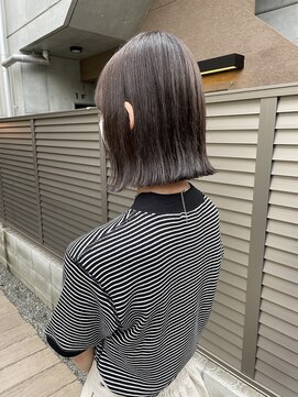 サク(Sac.) 透明感べージュカラー×外ハネボブ　Sac.栃木優佑