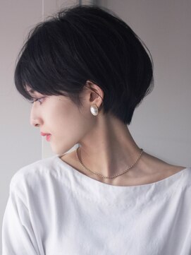 サーカス バイ ビュートリアム 青山(CIRCUS by BEAUTRIUM) マッシュショート 大人可愛いショート ダークアッシュ 30代40代