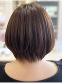 大人可愛いレザーショートスタイル/首元スッキリ/30代40代50代
