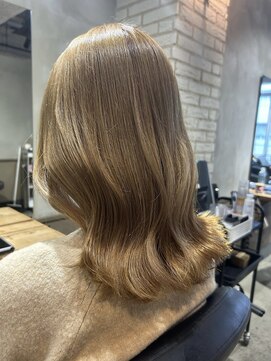 レア 中野(Le'a) ミルクティーベージュ × ヨシンモリ