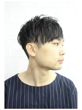 カクテル(COCKTAIL) サイド薄めのツーブロックスタイル