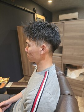 レベンディス(LEVENDIS) ツイスパアップバング