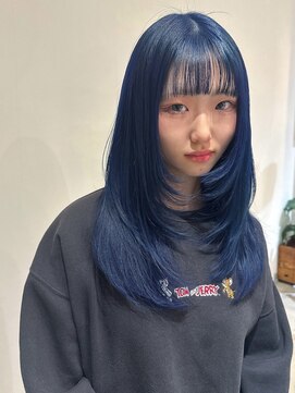 イル(ill) レイヤーカット ダブルカラー ブルーカラー 大須