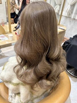 ロンドアリシア 金山(Lond Alexia) イメチェンヘアスタイル/姫カットレイヤー/髪質改善/縮毛矯正