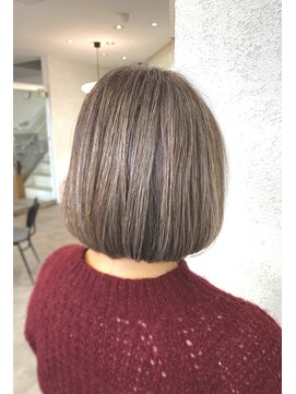 アルバサンス 三条烏丸御池店(albasanz) /40代/50代/60代/ボブ/ハイライト/大人/京都白髪ぼかし/グレー