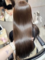 ルームバイシー 新宿(Loom. by Sea)&nbsp;○○赤みなくして透明感たっぷりオリーブベージュ【ミニウルフ】