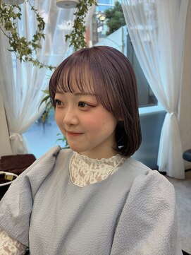 ラベンダーカラー色落ちシルバー肩ラインボブ顔まわり小顔20代