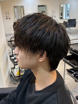 ヒュイル バイ ニアウ(Hwyl by Niau) MEN’S HAIR/ソフトツイスト/マッシュウルフ/伊勢崎