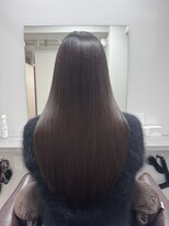 ライア 下北沢(laia) 艶ロング【髪質改善 下北沢 マンツーマン トリートメント】