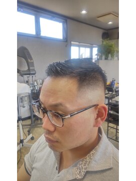 ヘアーアトラクション やぐち スキンフェード