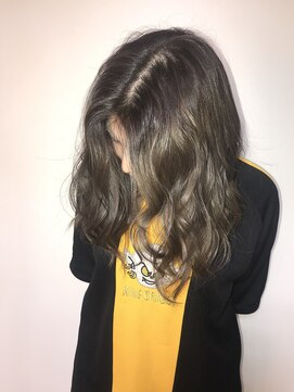ヘアメイク アリープ(HAIR MAKE ALEAP) アッシュカラー