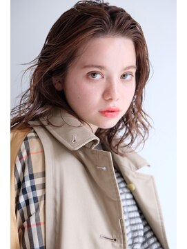 ラレイ(Lalei) 【Lalei】オレンジベージュ×オールバックミディ【ささき】